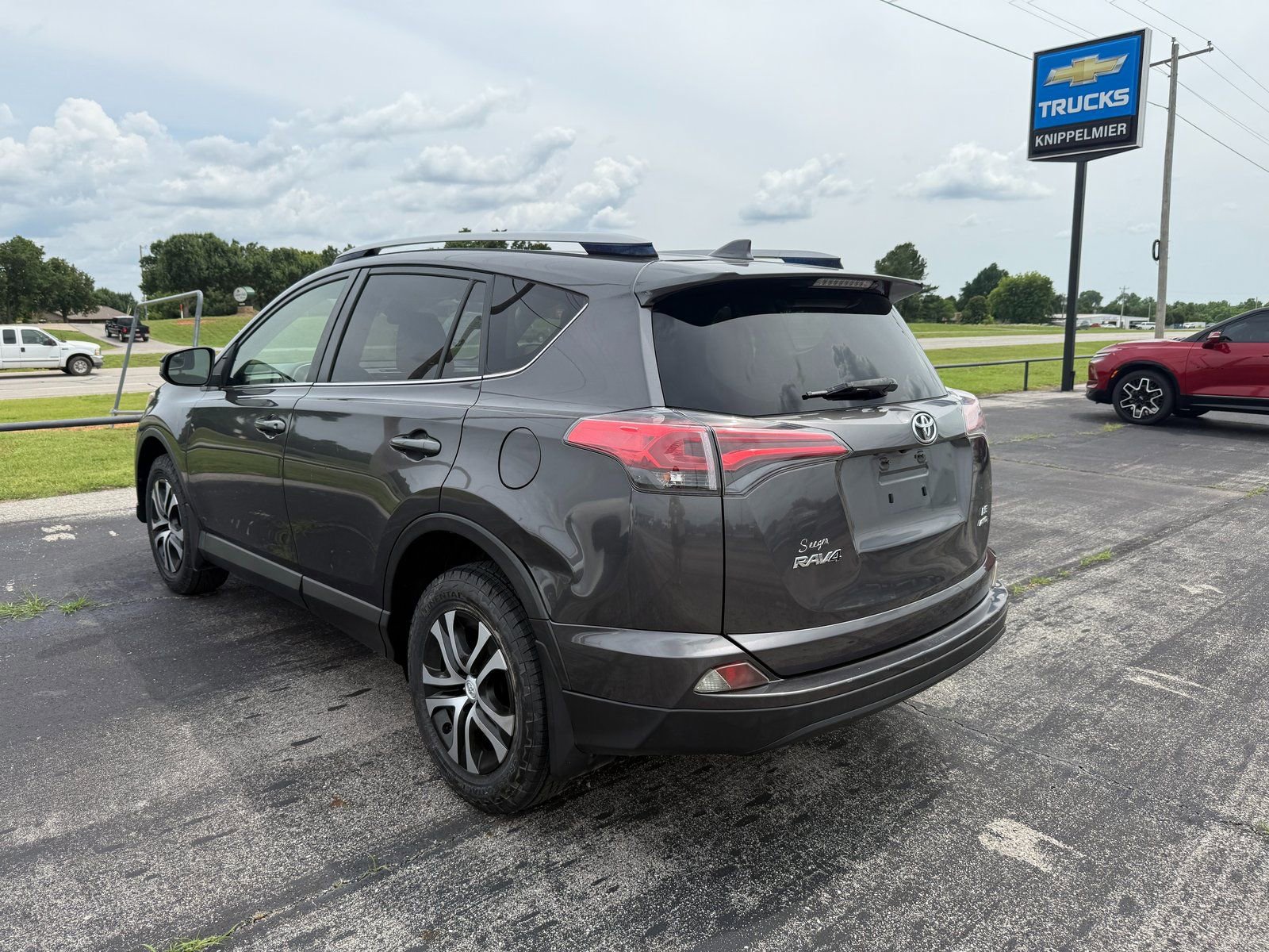 Used 2017 Toyota RAV4 LE w/ All Weather Liner Package image 10