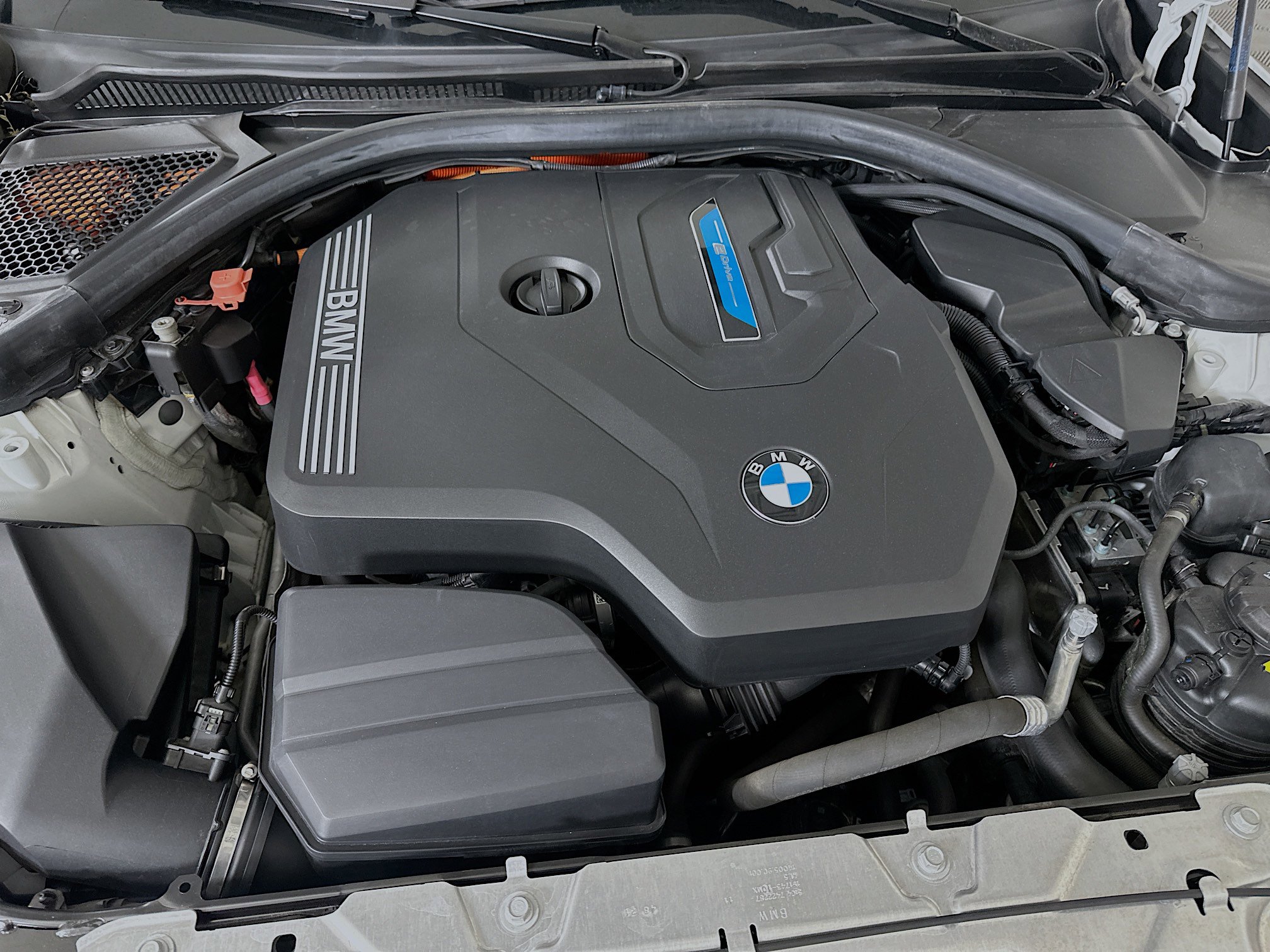 Used 2022 BMW 330e w/ Premium Package RWD image 35