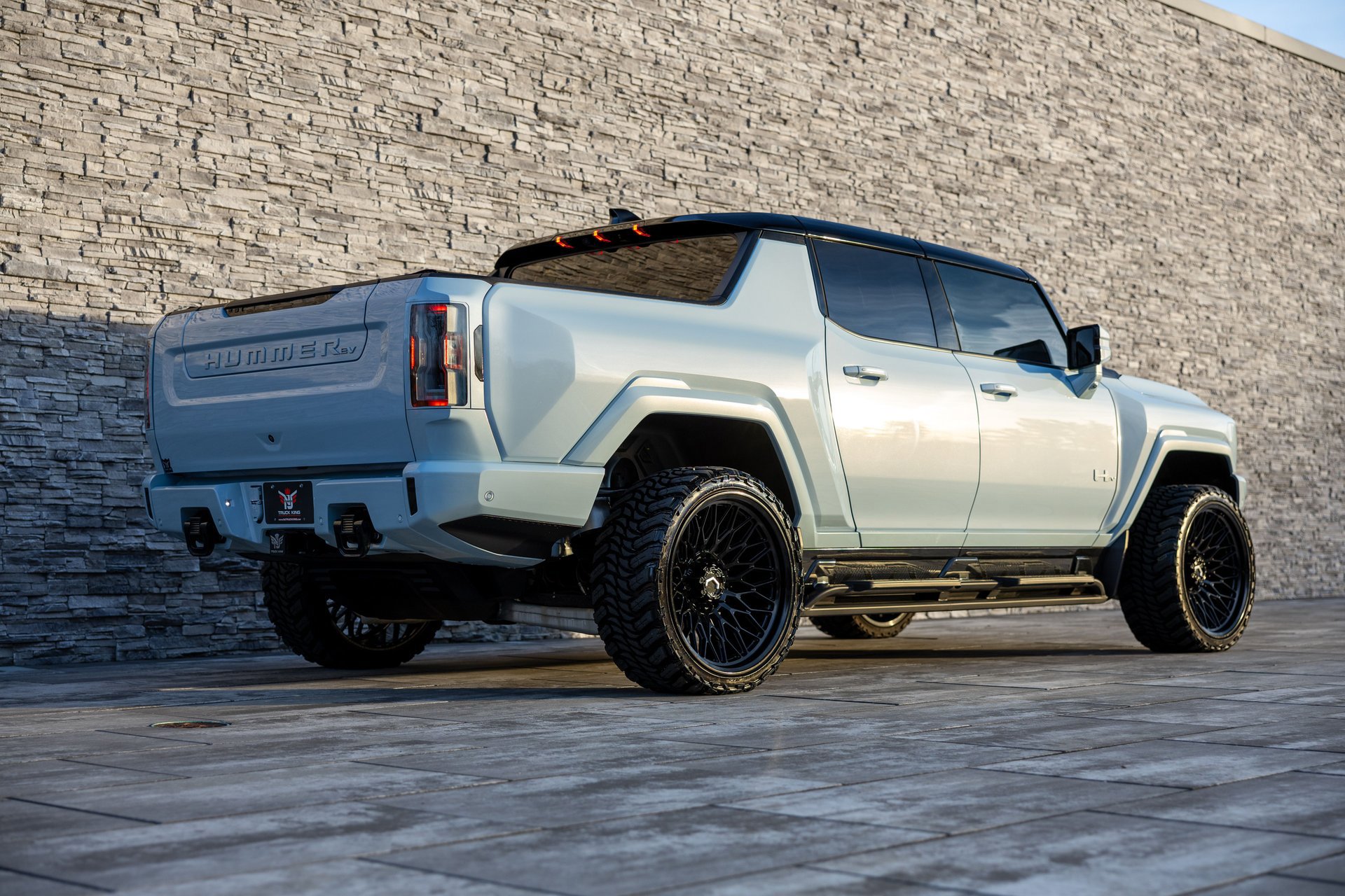 Used 2024 GMC Hummer EV 3X w/ Extreme Off-Road Package image 14