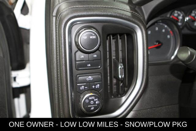 Used 2023 Chevrolet Silverado 2500 LT image 16