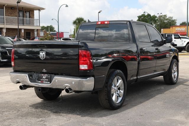 Used 2017 RAM 1500 SLT RWD image 14