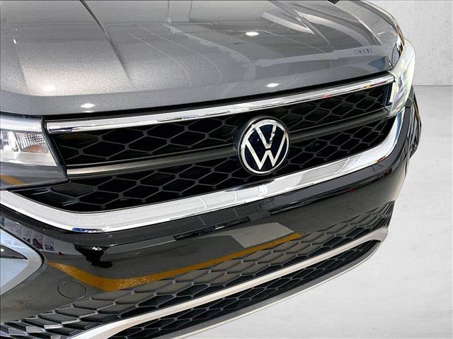 Used 2023 Volkswagen Taos SE FWD image 30