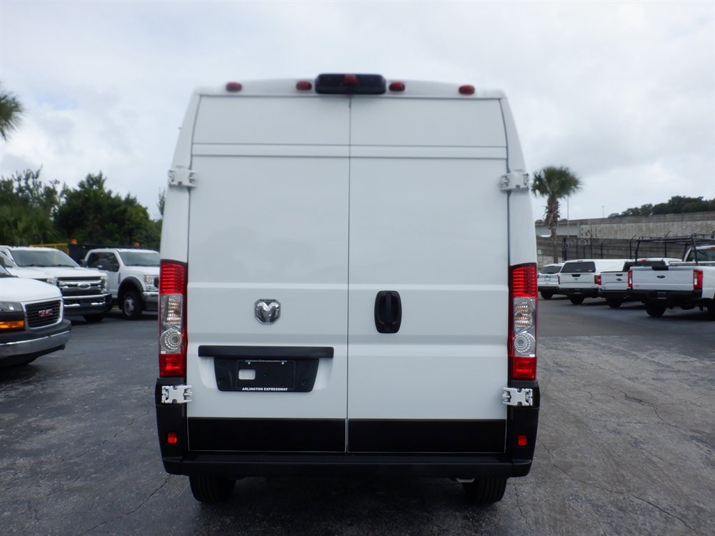 Used 2024 RAM ProMaster 1500 w/ Convenience Group image 4