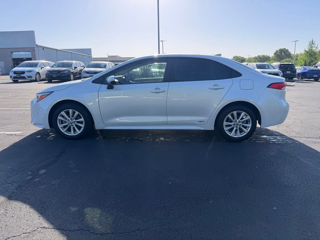 Used 2024 Toyota Corolla LE w/ LE Convenience Package AWD/4WD image 10