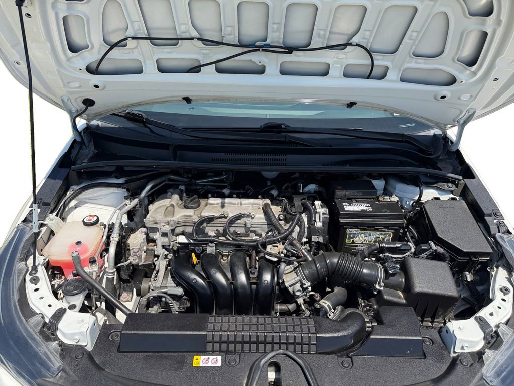 Used 2021 Toyota Corolla LE FWD image 16