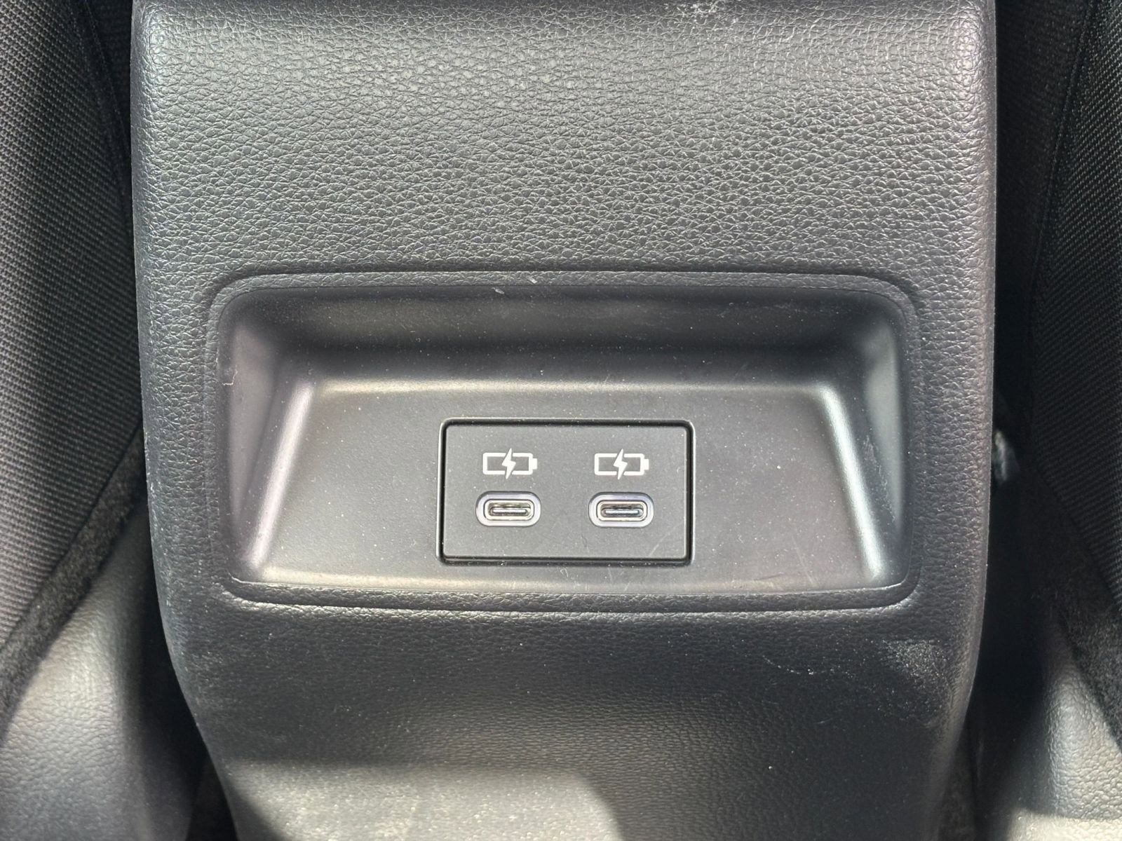 Used 2025 Toyota Corolla LE image 22