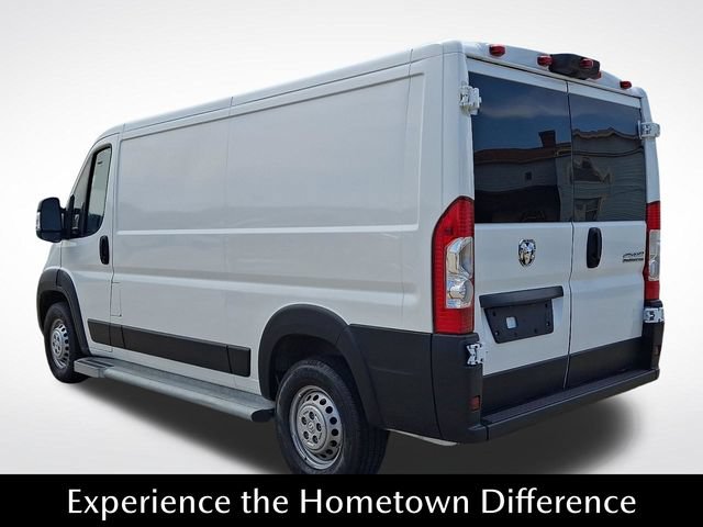 Used 2025 RAM ProMaster 2500 w/ U-Haul Equipment Group FWD image 4