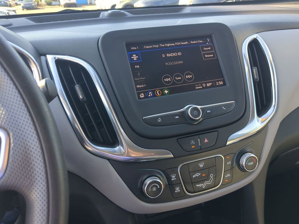 Used 2023 Chevrolet Equinox LS image 11