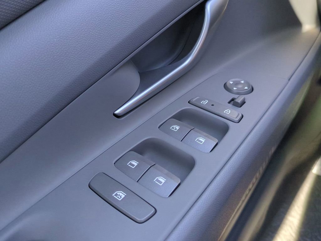 New 2026 Hyundai Elantra Sport image 27