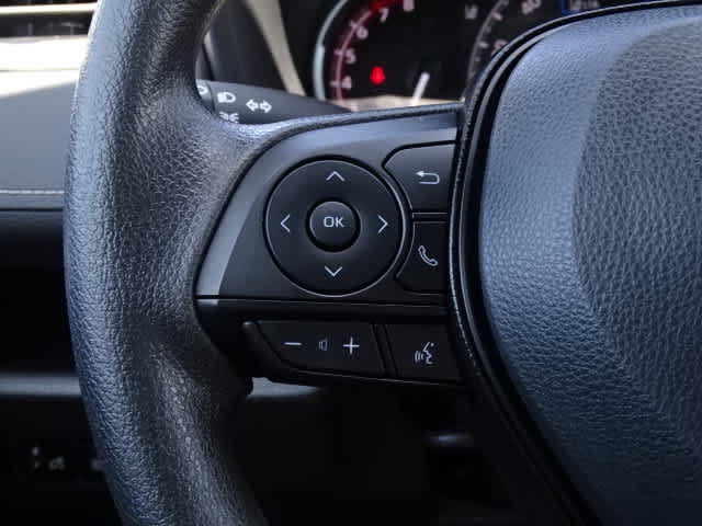 Certified 2025 Toyota RAV4 LE FWD image 36