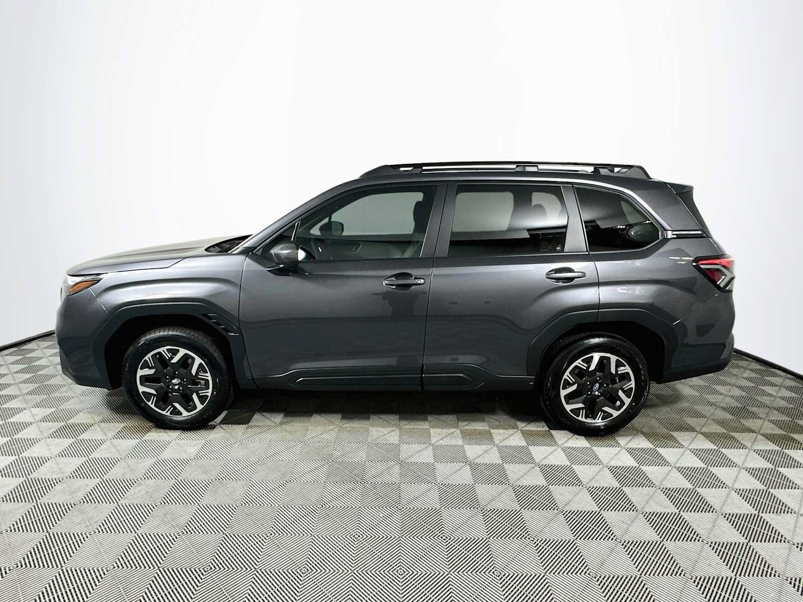 Certified 2026 Subaru Forester Premium AWD/4WD image 4