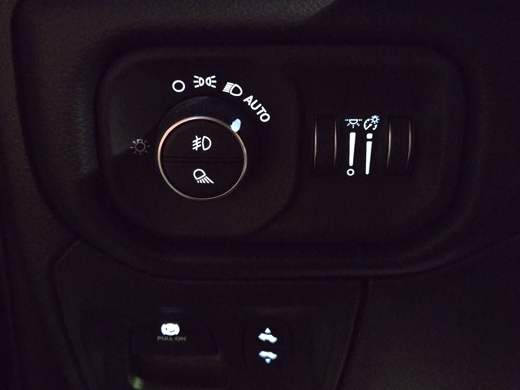 New 2027 RAM 1500 Laramie w/ Night Edition AWD/4WD image 32