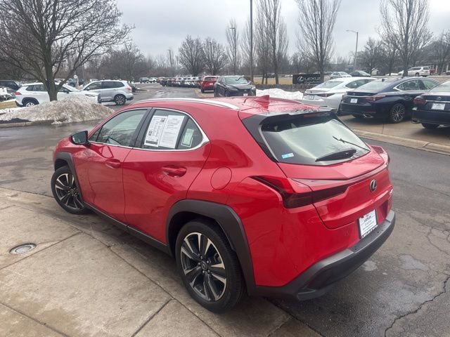 Used 2020 Lexus UX 200 w/ Premium Package image 5