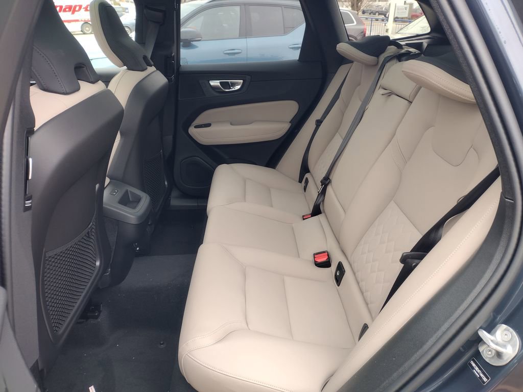 New 2026 Volvo XC60 B5 Plus w/ Climate Package image 20
