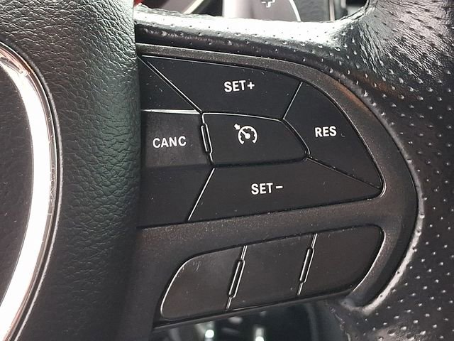Used 2020 Dodge Durango R/T w/ Blacktop Package AWD/4WD image 22