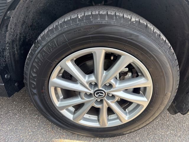 Used 2025 MAZDA CX-5 AWD 2.5 S w/ Preferred Package image 13