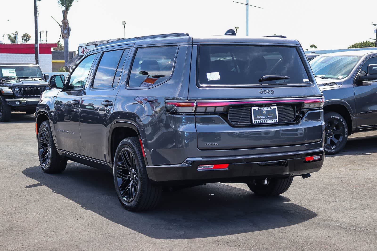 New 2026 Jeep Grand Wagoneer Limited AWD/4WD image 6