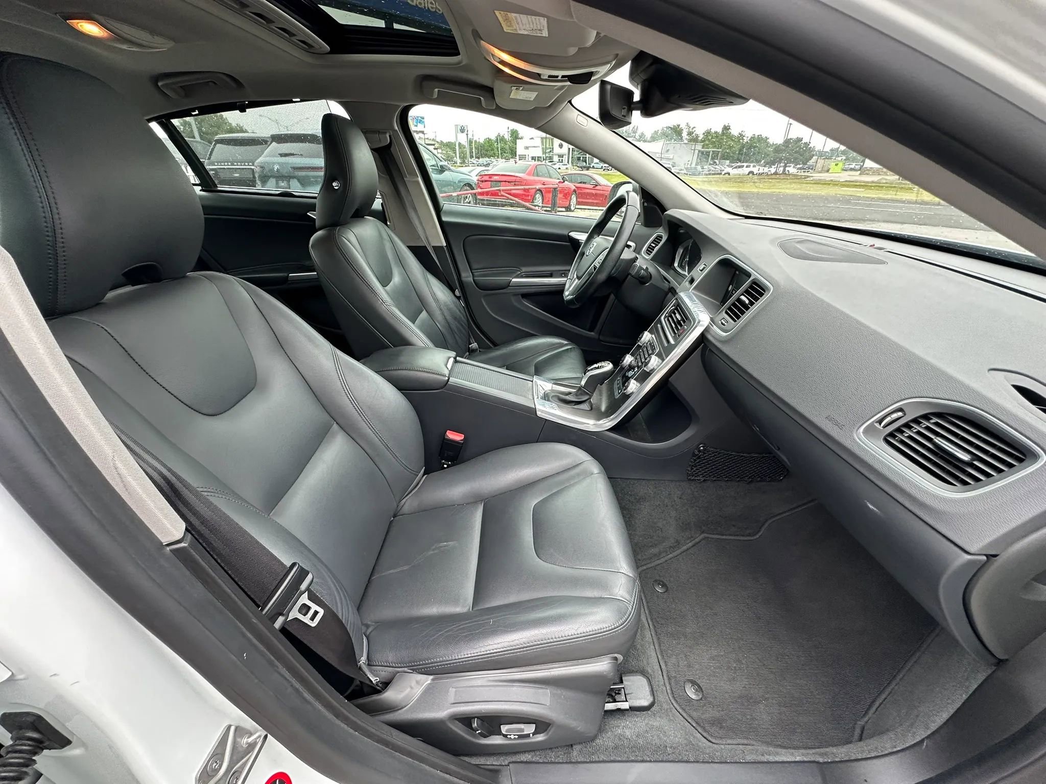Used 2017 Volvo S60 T5 Inscription FWD image 13