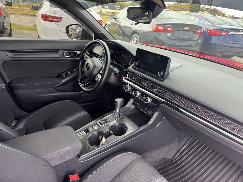 Used 2025 Honda Civic Sport image 13
