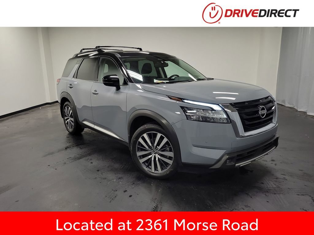 Used 2022 Nissan Pathfinder Platinum w/ Cargo Package image 1