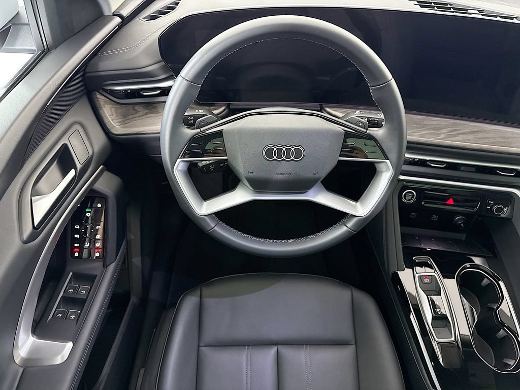 Certified 2025 Audi Q5 Premium w/ Convenience Package AWD/4WD image 10