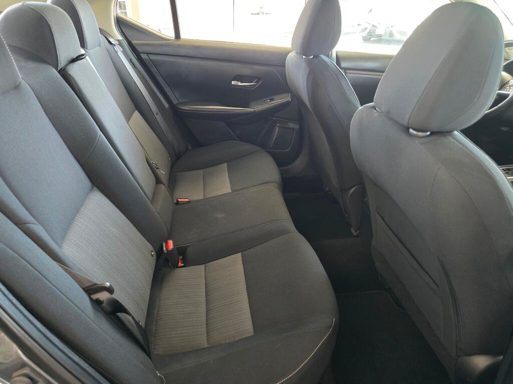 Used 2021 Nissan Sentra SV FWD image 39