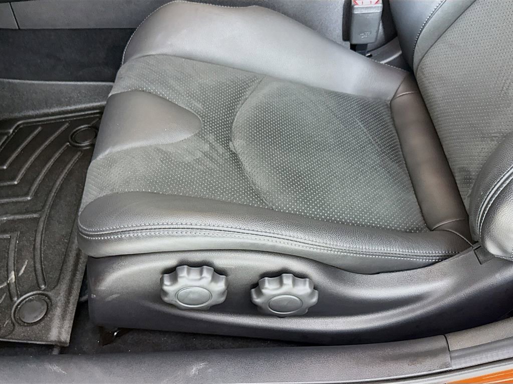 Used 2024 Nissan Z Performance w/ Heritage Edition image 21