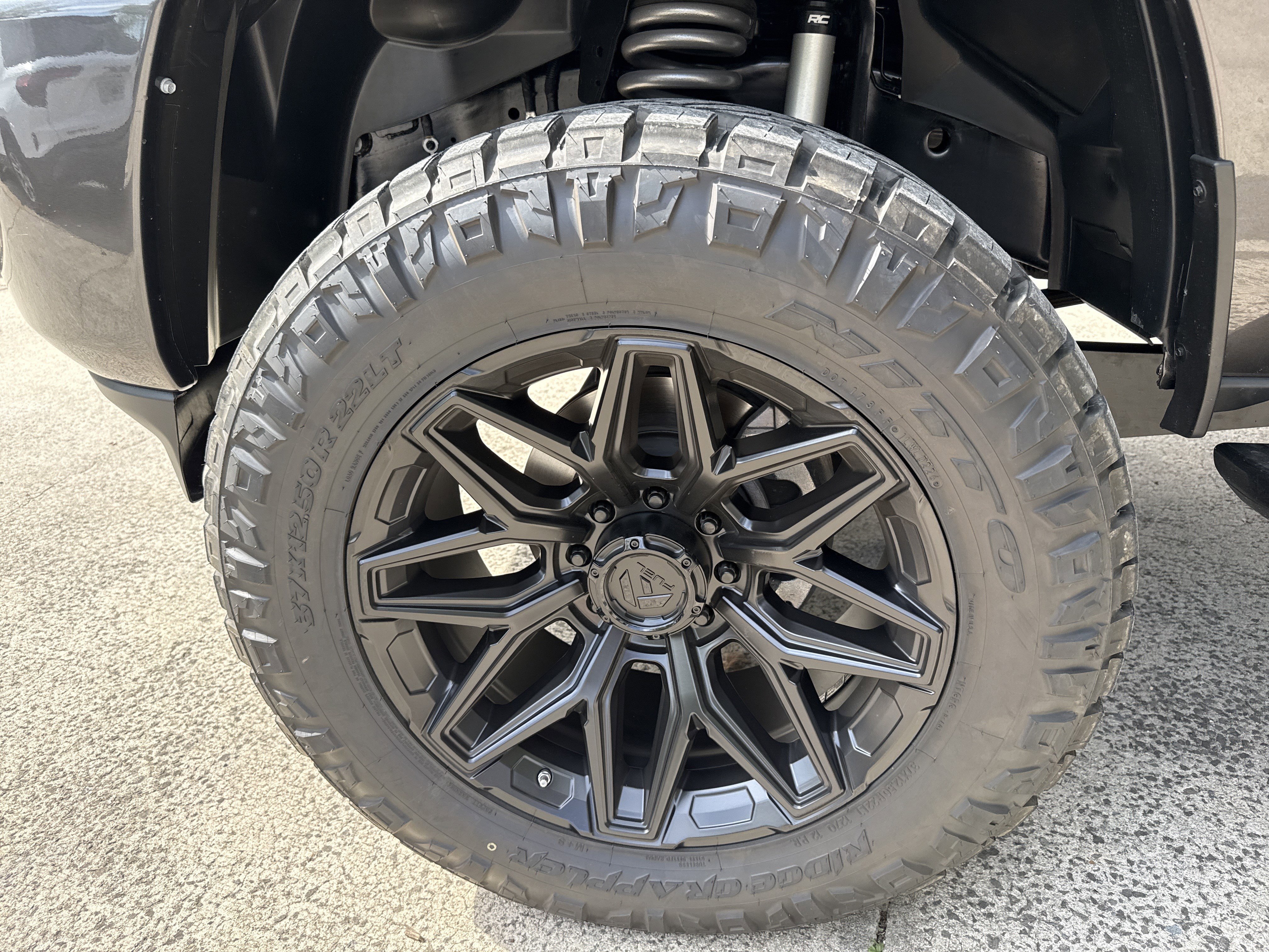 New 2026 RAM 3500 Big Horn AWD/4WD image 11