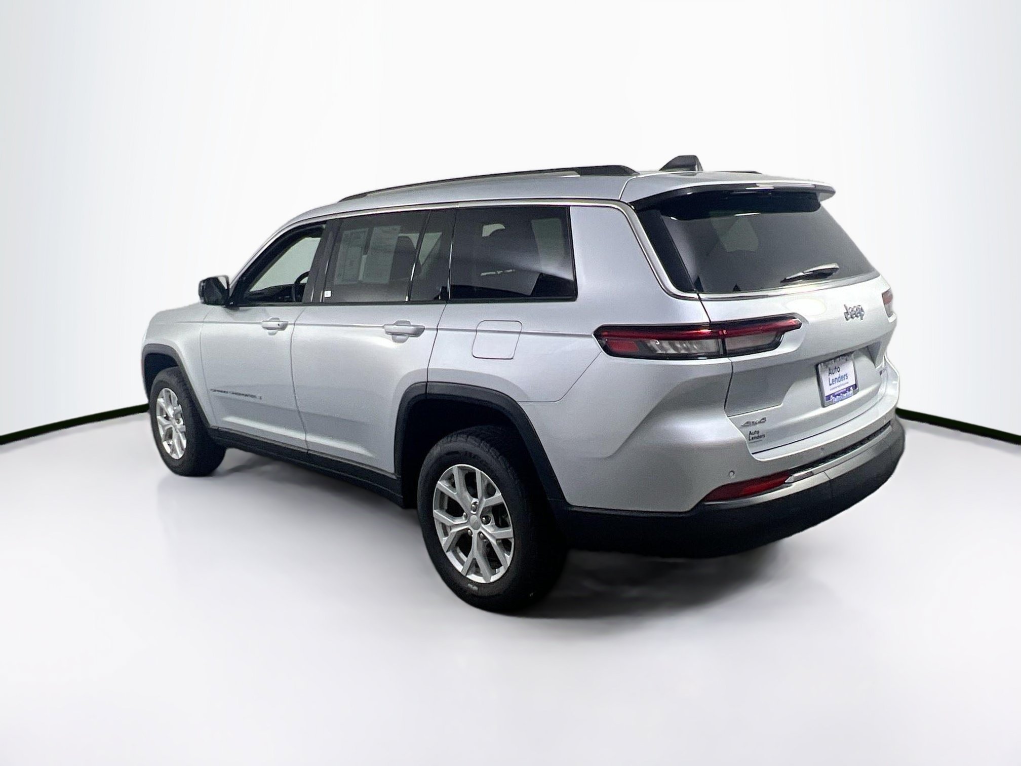 Used 2024 Jeep Grand Cherokee L Limited AWD/4WD image 7