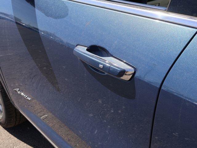 New 2026 Buick Enclave Avenir w/ Super Cruise Package image 16