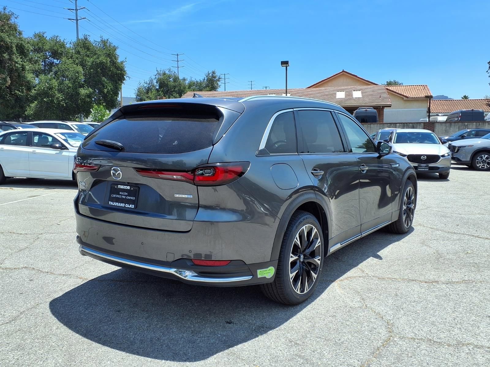 Certified 2024 MAZDA CX-90 Plug-In Hybrid w/ Premium Pkg AWD/4WD image 8