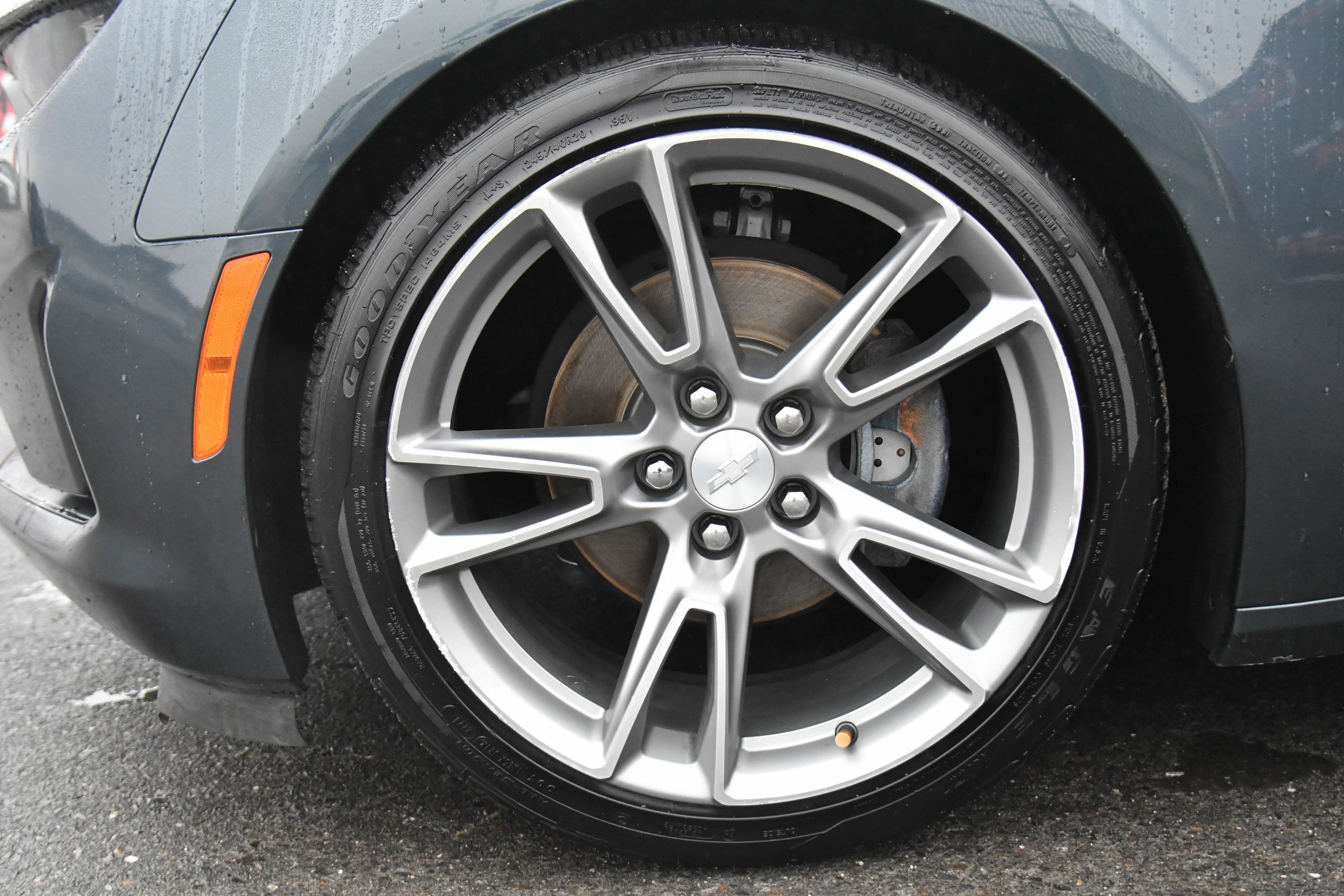 Used 2020 Chevrolet Camaro LT w/ RS Package image 12