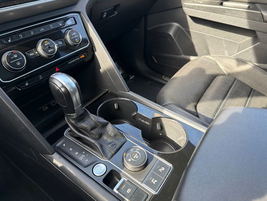 Used 2019 Volkswagen Atlas SEL Premium AWD/4WD image 28