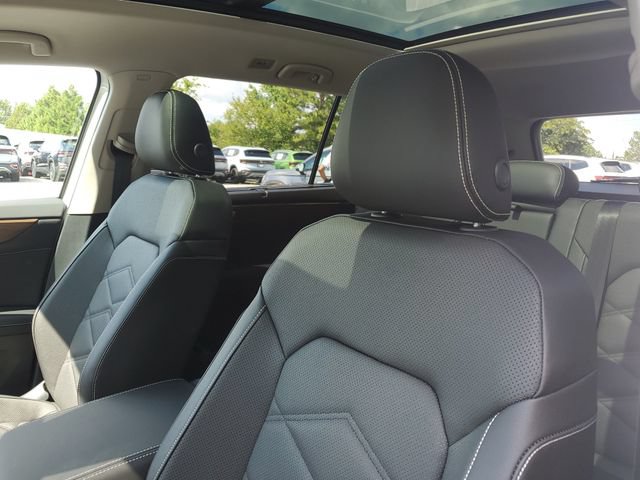 New 2026 Volkswagen Atlas SE FWD image 16