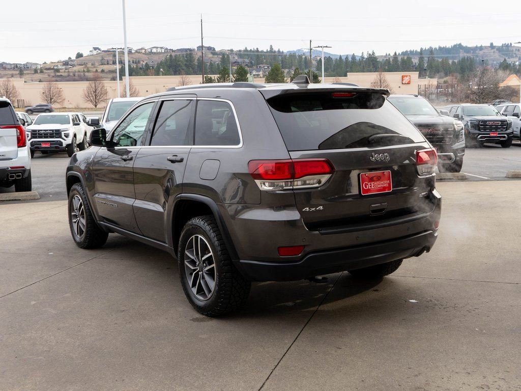 Used 2020 Jeep Grand Cherokee Laredo w/ Quick Order Package 2BN North image 5