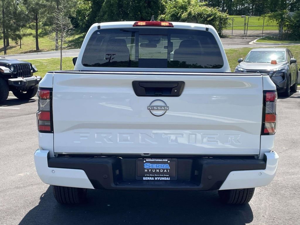 Used 2026 Nissan Frontier SV image 4