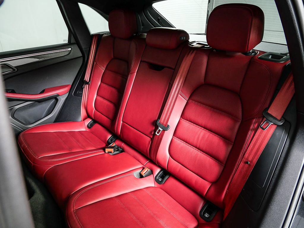 Certified 2023 Porsche Macan GTS AWD/4WD image 19