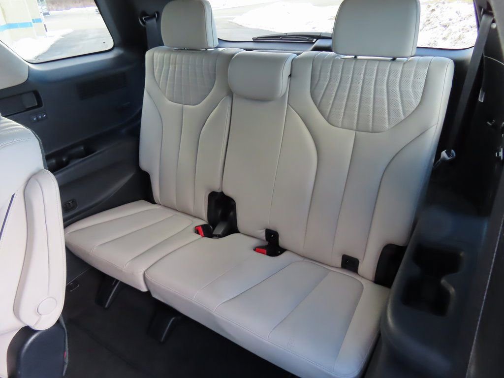 Used 2024 Hyundai Palisade Limited image 30