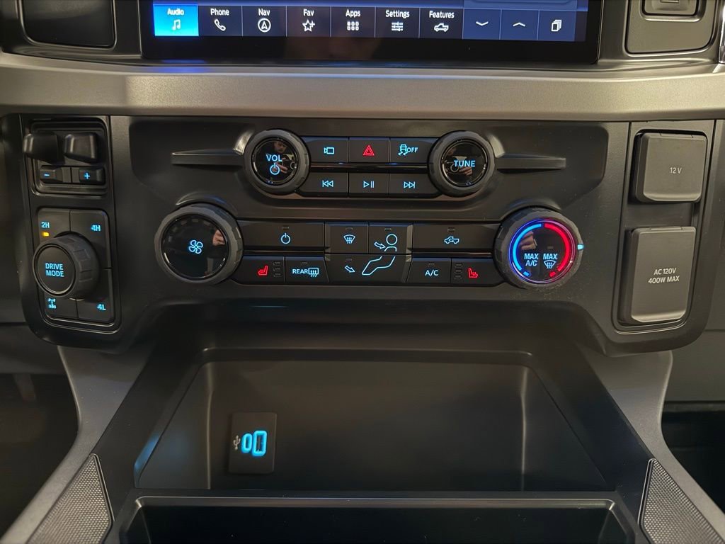 New 2026 Ford F250 XLT w/ XLT Premium Package image 26