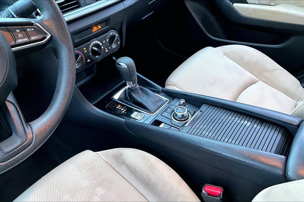 Used 2017 MAZDA MAZDA3 Sport FWD image 14