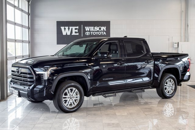 Used 2022 Toyota Tundra SR5 image 2