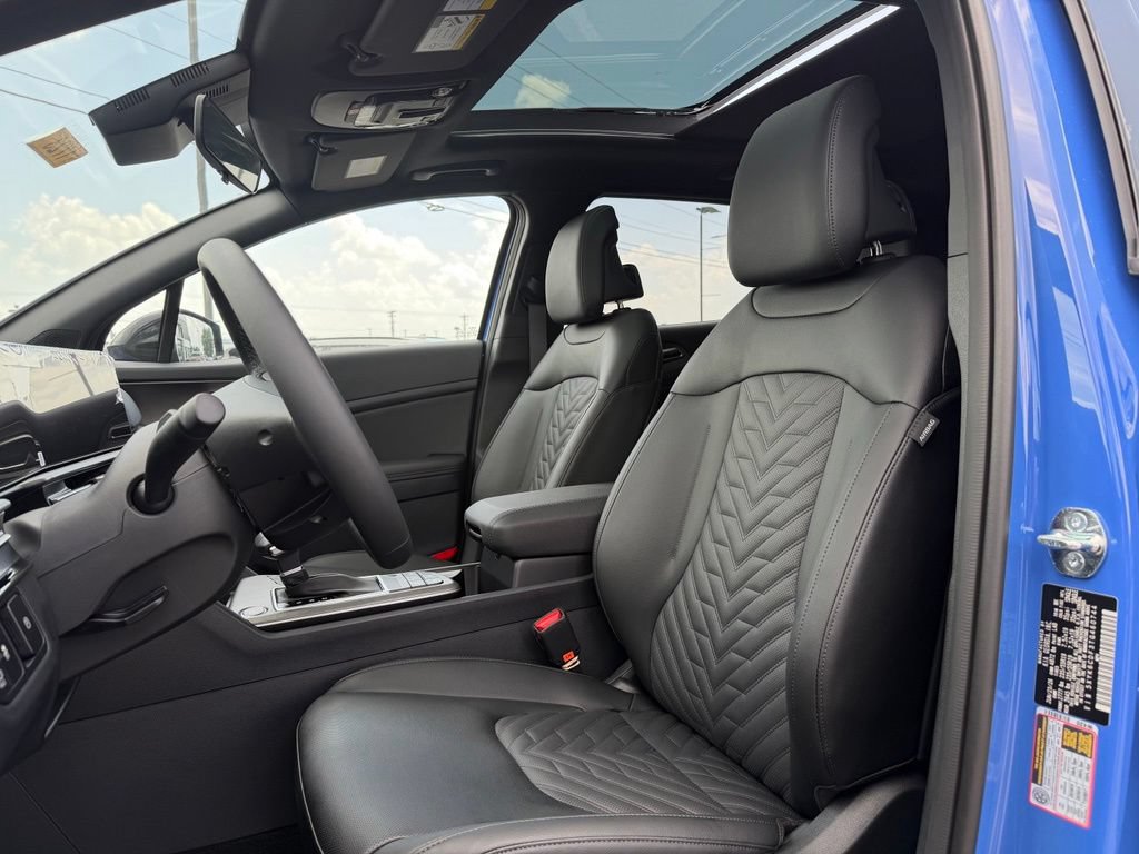 New 2026 Kia Sportage X-Line w/ X-Line Premium Package AWD/4WD image 11