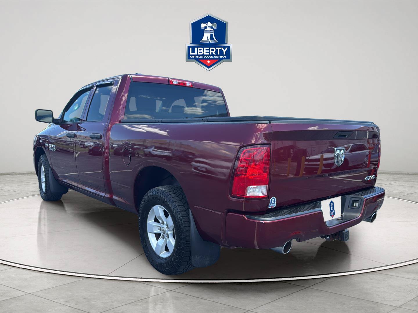 Certified 2017 RAM 1500 Express AWD/4WD image 8