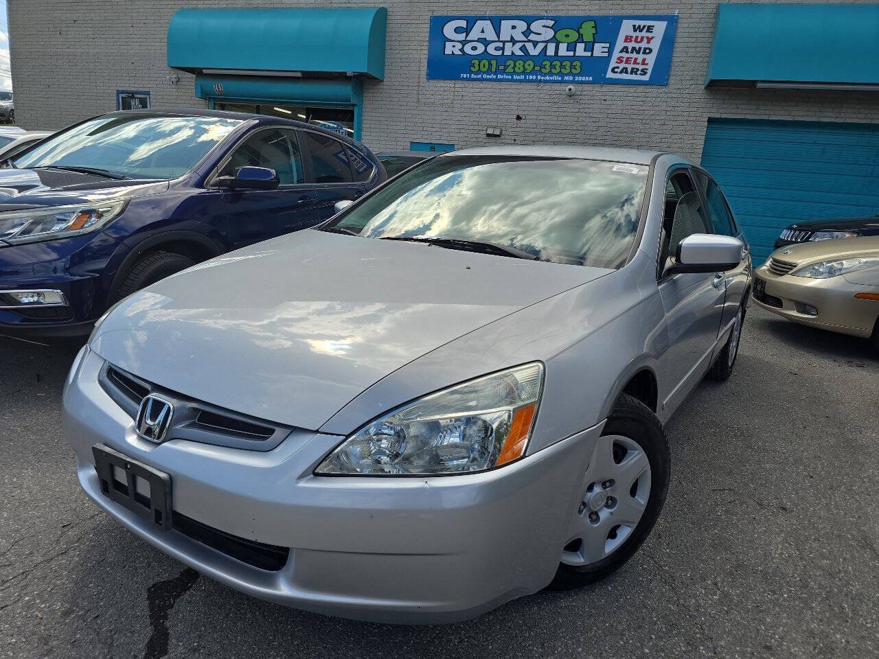 Used 2005 Honda Accord LX image 2