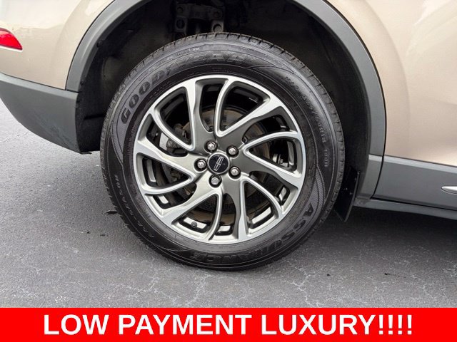 Used 2020 Lincoln Corsair FWD w/ Equipment Group 101A image 7