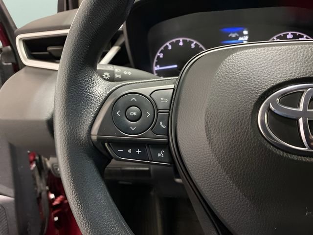 Used 2023 Toyota Corolla LE FWD image 16