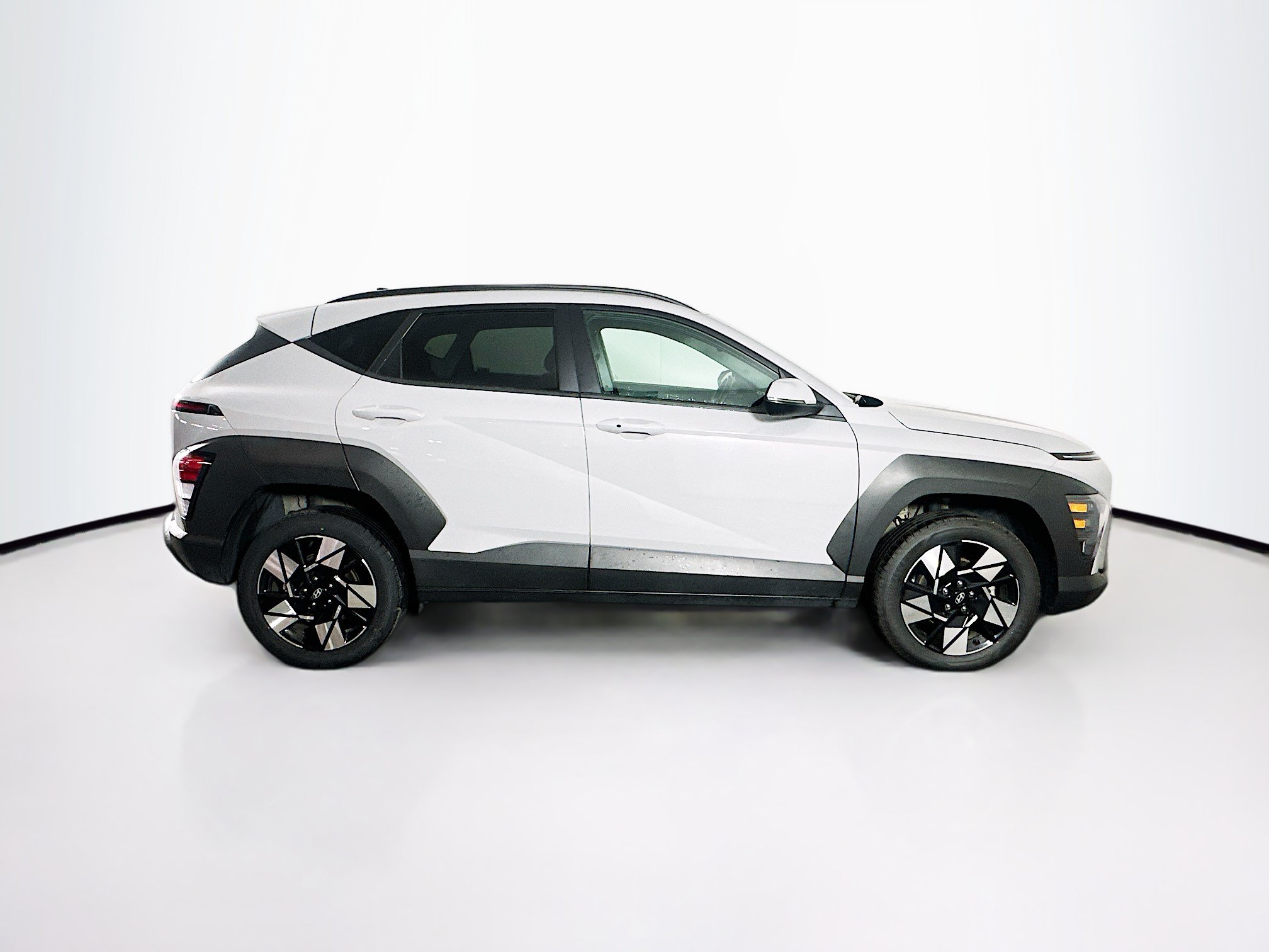 Used 2024 Hyundai Kona SEL AWD/4WD image 10