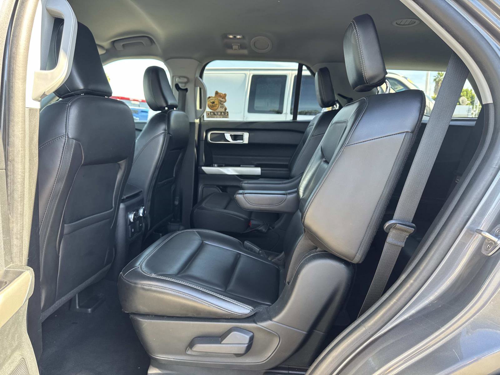 Used 2021 Ford Explorer XLT w/ Equipment Group 202A image 24