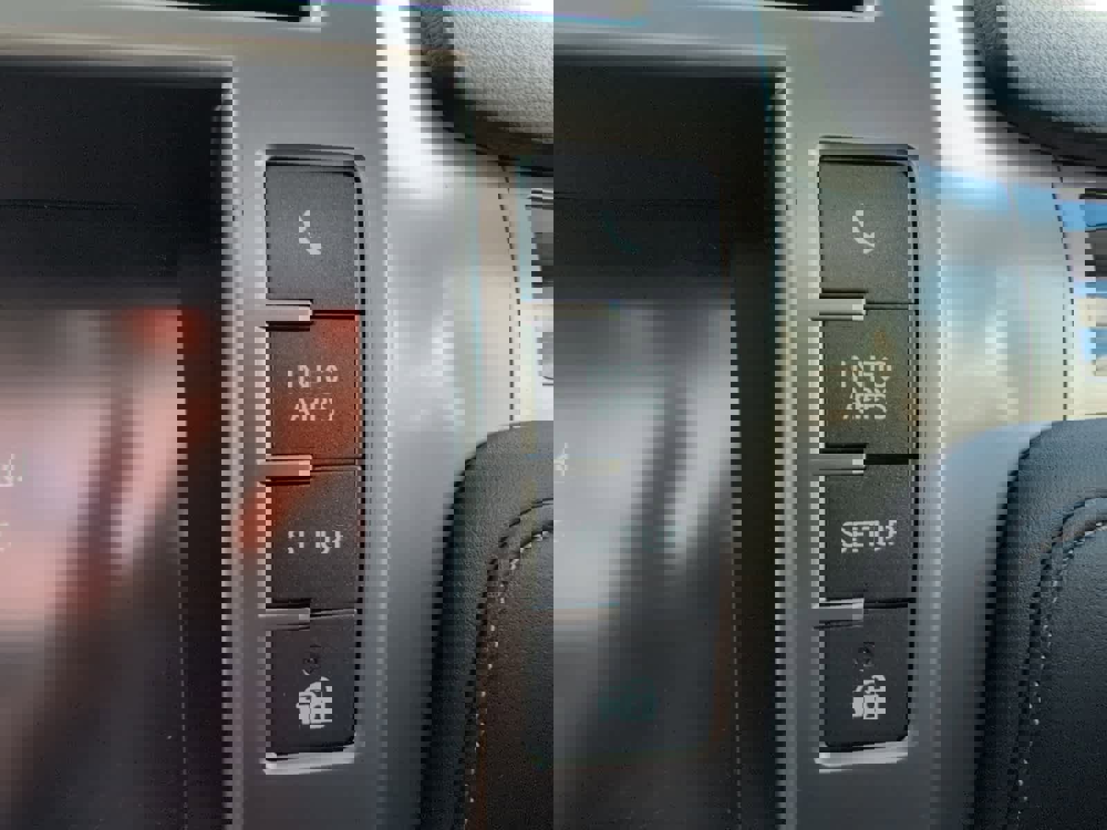 Used 2015 Lexus GX 460 image 30