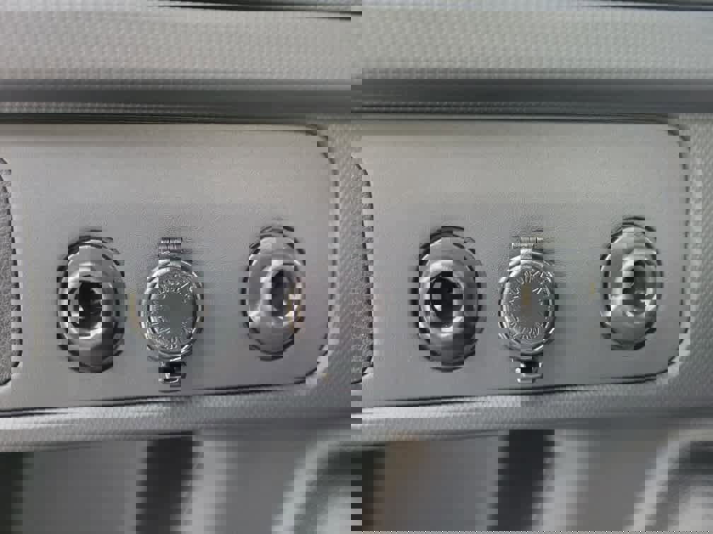 Certified 2025 Subaru Forester Premium image 32